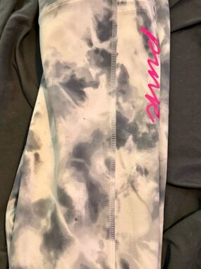 Pink Victoria’s Secret Ultimate High-Rise Tie-Dye Leggings Sz. Small Women’s